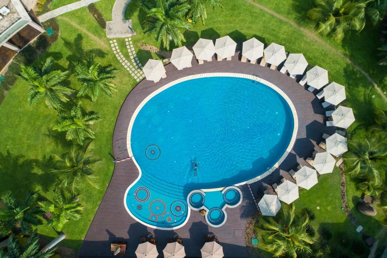 The Royal Senchi Hotel And Resort Akosombo Экстерьер фото